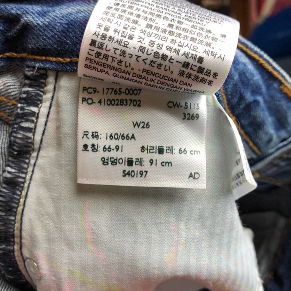 Levi’s distressed Denim Mini Skirt - Picture 4 of 7